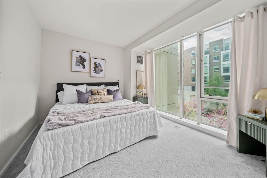 Condominium at 2 Earhart St # 308, Cambridge MA 02141, Cambridge, photo 9 of 20