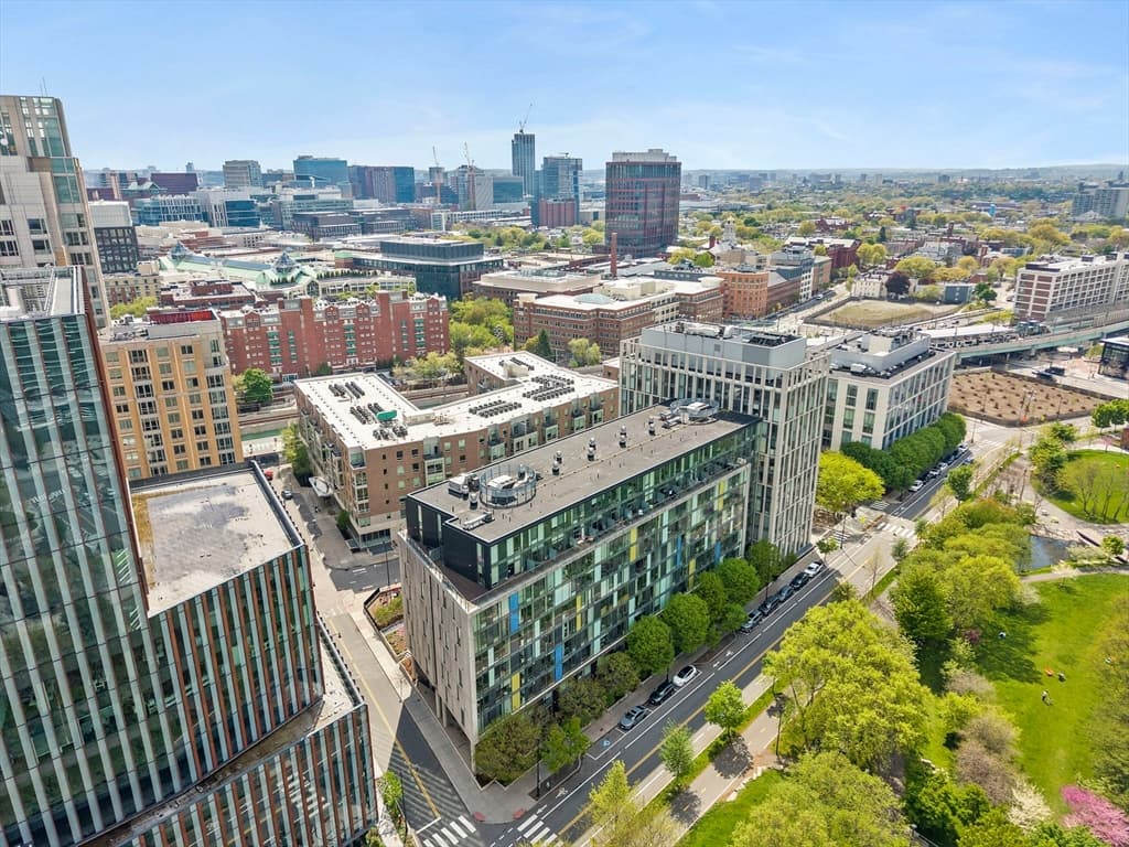 Condominium at 2 Earhart St # 308, Cambridge MA 02141, Cambridge, photo 18 of 20