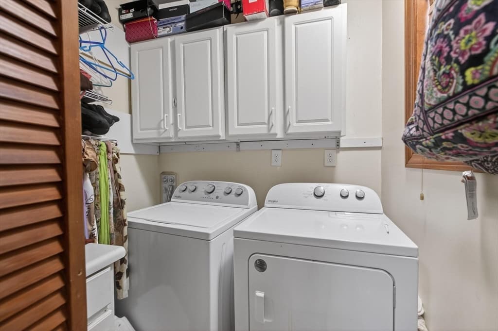 Single Family Residence at 377 Union St, Leominster MA 01453, photo 22 of 37