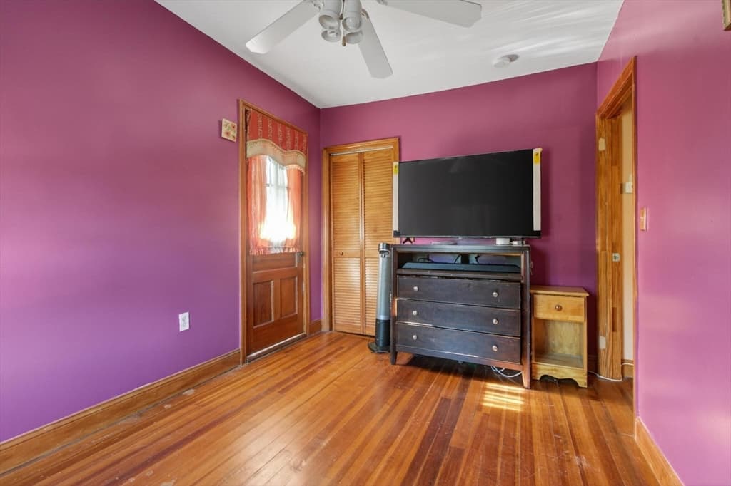 Single Family Residence at 377 Union St, Leominster MA 01453, photo 20 of 37