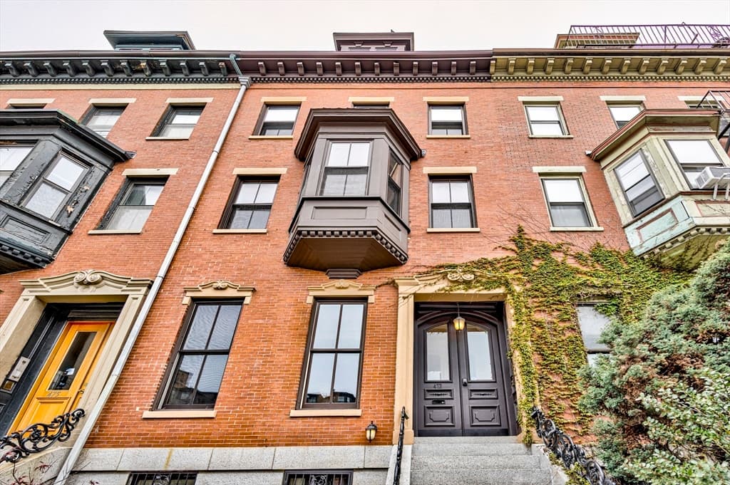 Condominium at 473 Massachusetts Ave # 2, Boston MA 02118, photo 2 of 25