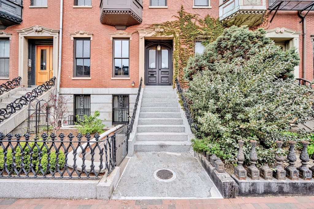 Condominium at 473 Massachusetts Ave # 2, Boston MA 02118, photo 3 of 25