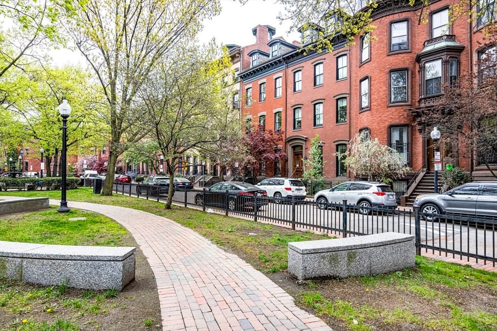 Condominium at 473 Massachusetts Ave # 2, Boston MA 02118, photo 25 of 25