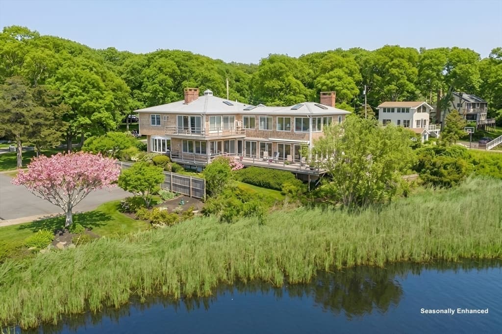 38 Nemasket Rd, Falmouth MA 02540 photo 6