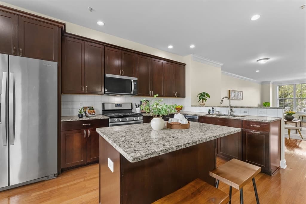 Condominium at 57 Townsend Blvd # 57, Westborough MA 01581, photo 16 of 39