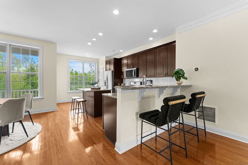 Condominium at 57 Townsend Blvd # 57, Westborough MA 01581, photo 12 of 39