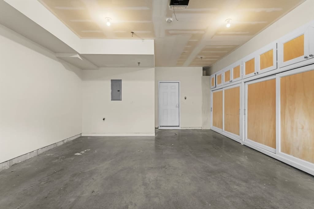 Condominium at 57 Townsend Blvd # 57, Westborough MA 01581, photo 36 of 39