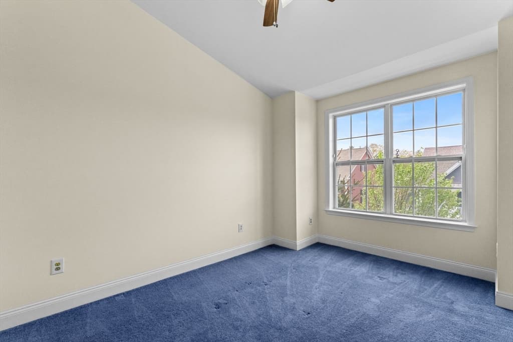 Condominium at 57 Townsend Blvd # 57, Westborough MA 01581, photo 32 of 39