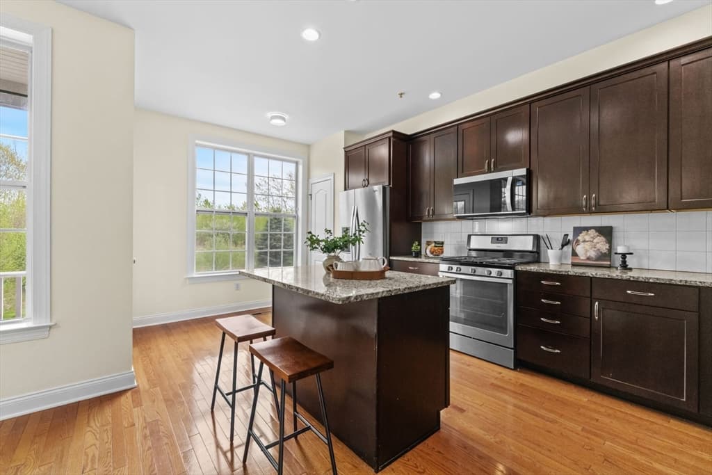 Condominium at 57 Townsend Blvd # 57, Westborough MA 01581, photo 14 of 39