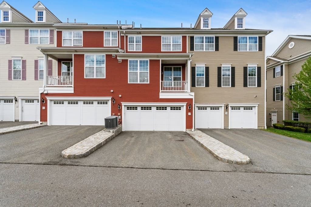 Condominium at 57 Townsend Blvd # 57, Westborough MA 01581, photo 35 of 39