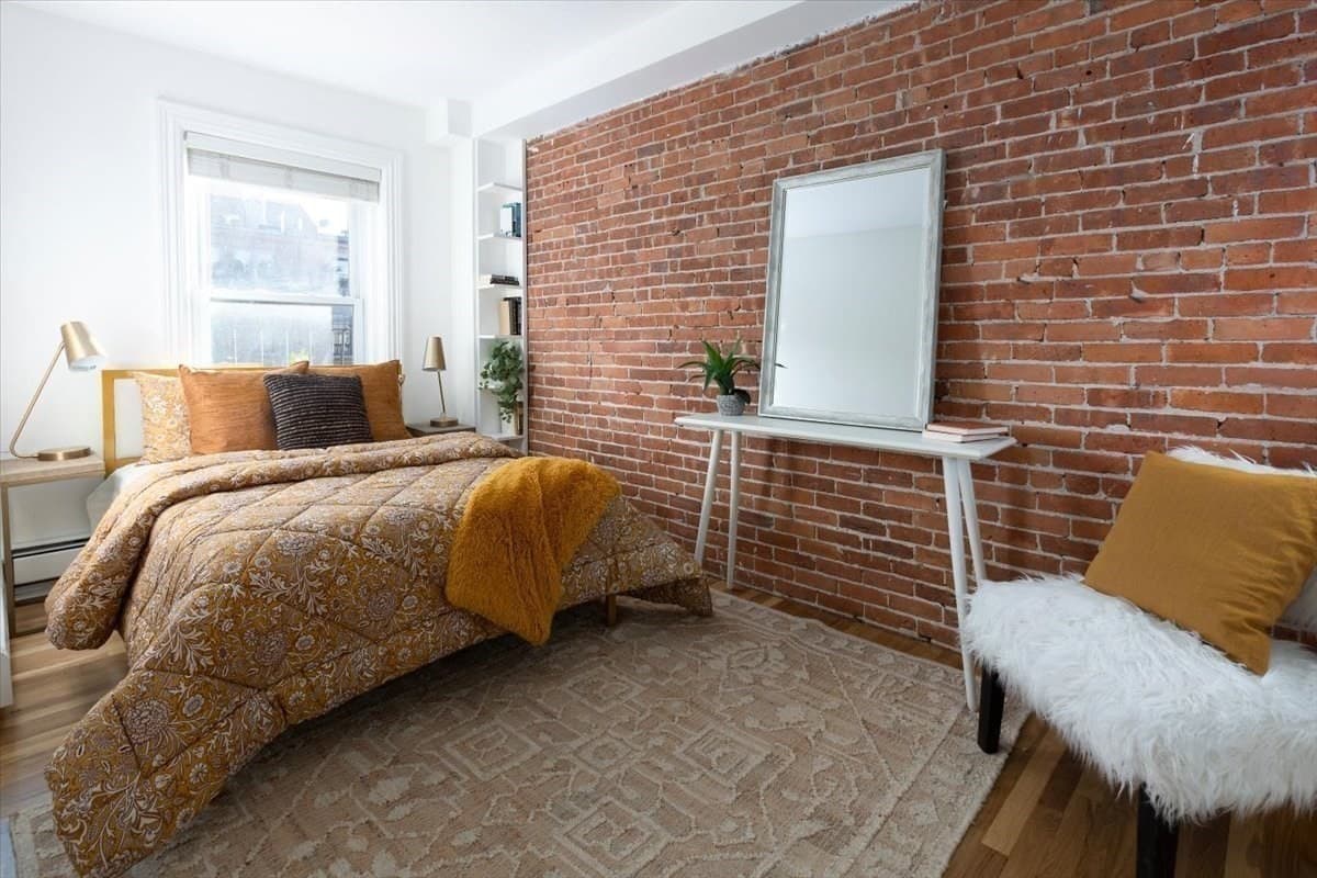 Condominium at 20 Union Park # 4, Boston MA 02118, photo 7 of 11