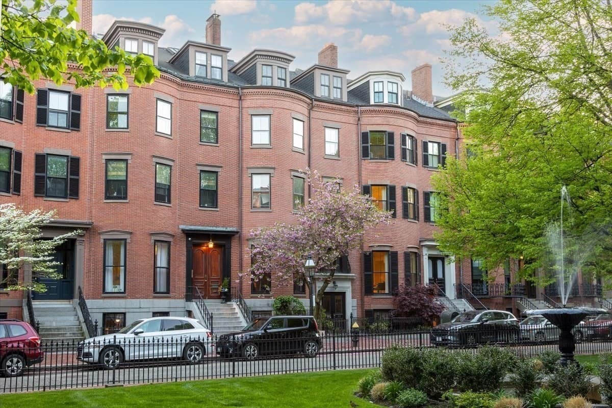 Condominium at 20 Union Park # 4, Boston MA 02118, photo 10 of 11