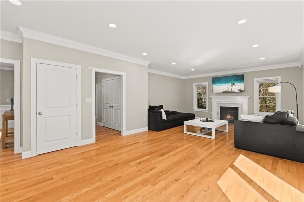 5 Baron Drive, Easton MA 02356 photo 12