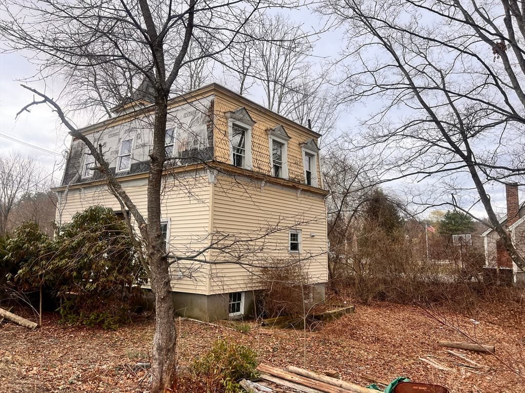 1334 N Main St, Lancaster MA 01523 photo 3