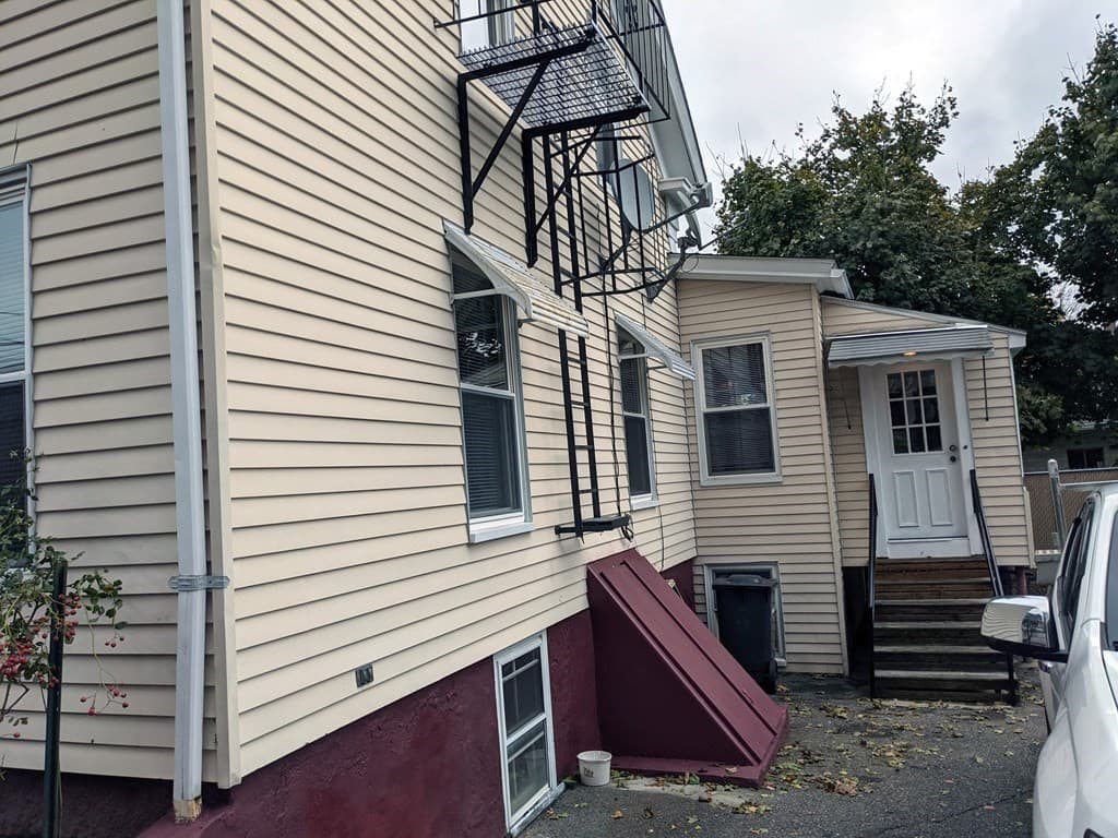 Multi Family at 13 Spring St, Milford MA 01757, Milford, photo 4 of 21