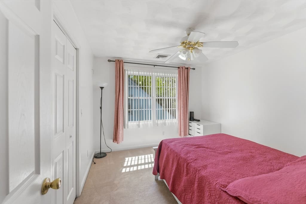 Single Family Residence at 61 Metropolitan Ave, Cranston RI 02920, photo 15 of 24