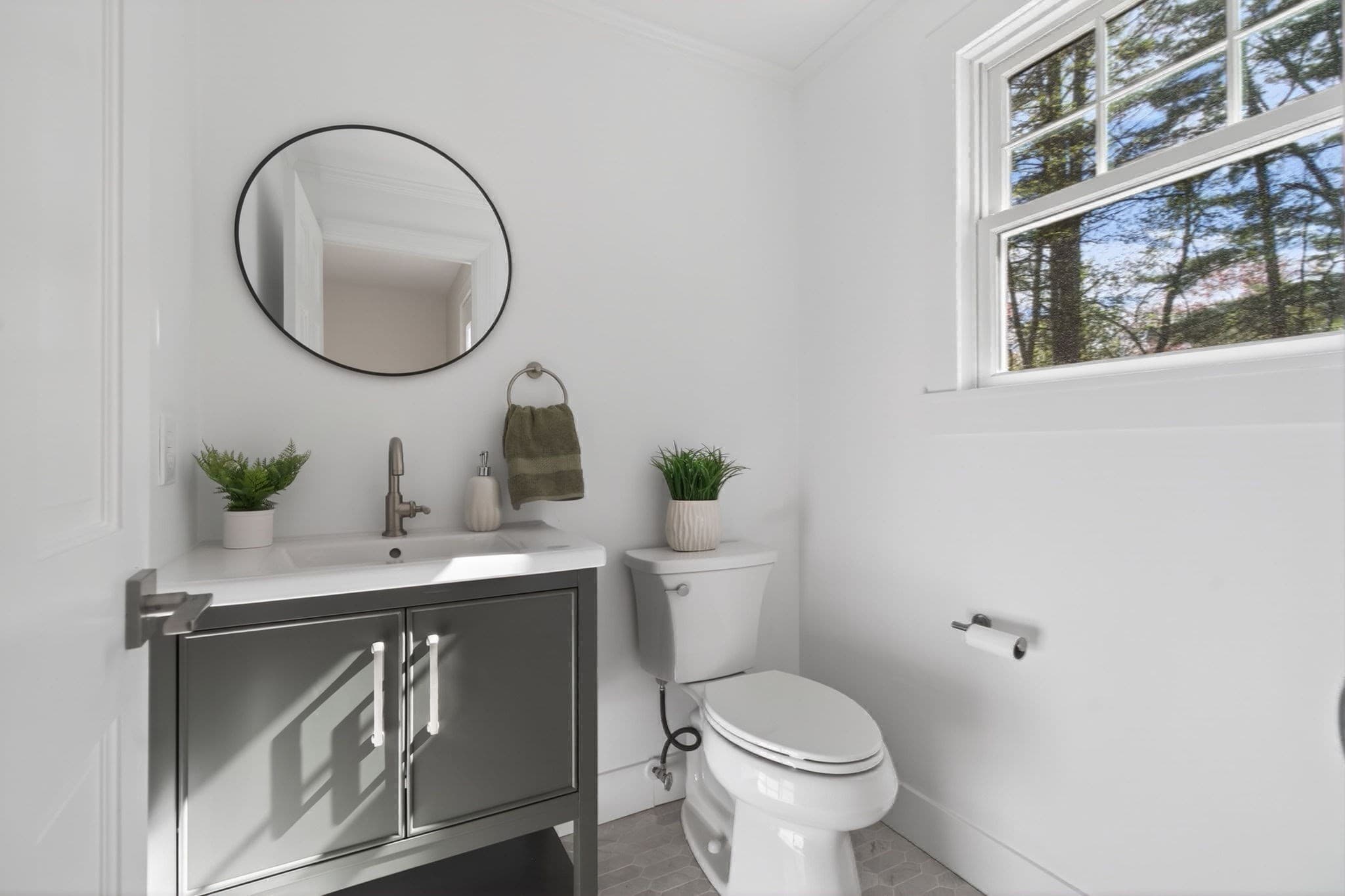 Single Family Residence at 65 Fox Run Rd, Sudbury MA 01776, photo 10 of 39