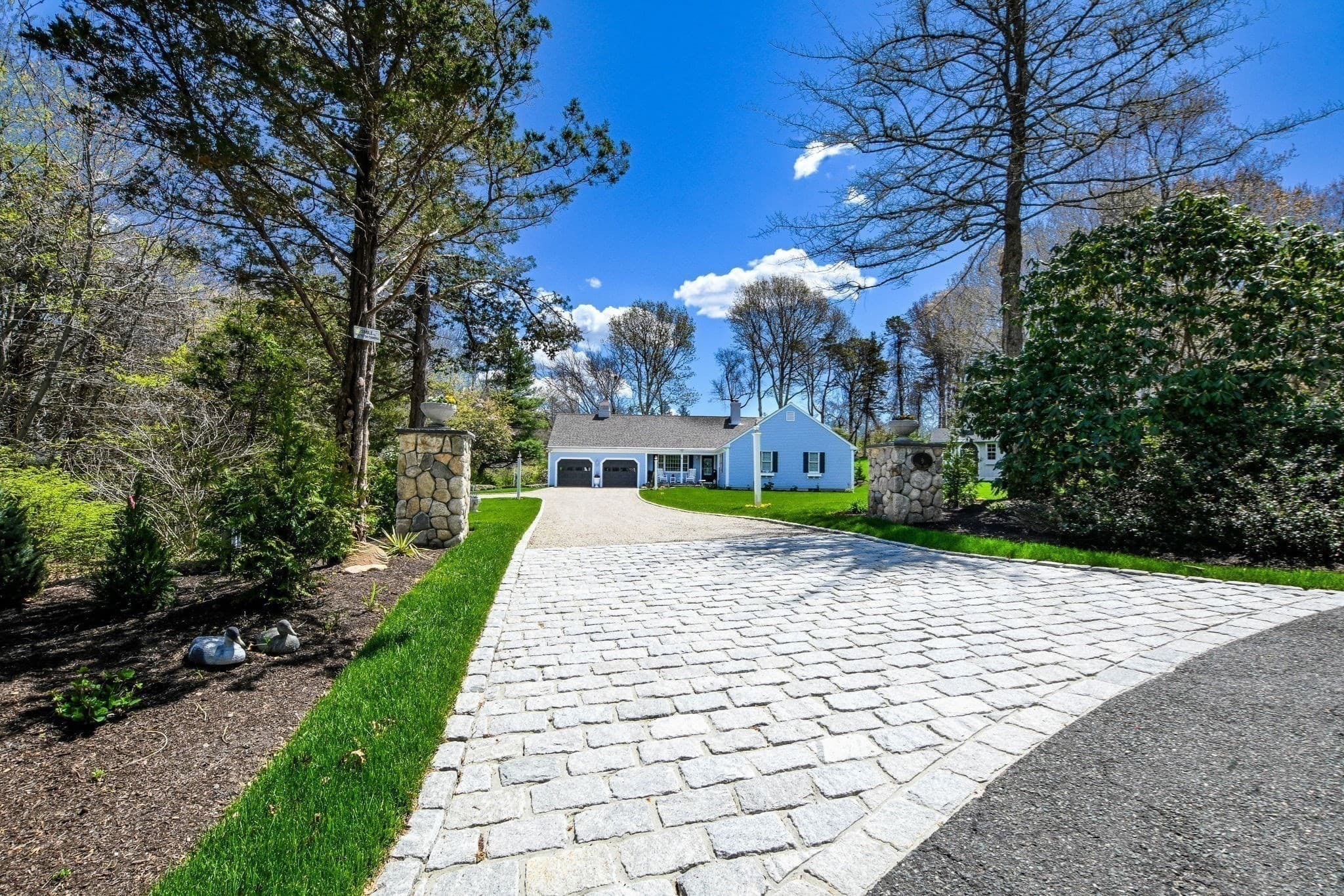 Single Family Residence at 9 Coach Ln, Sandwich MA 02563, photo 3 of 38