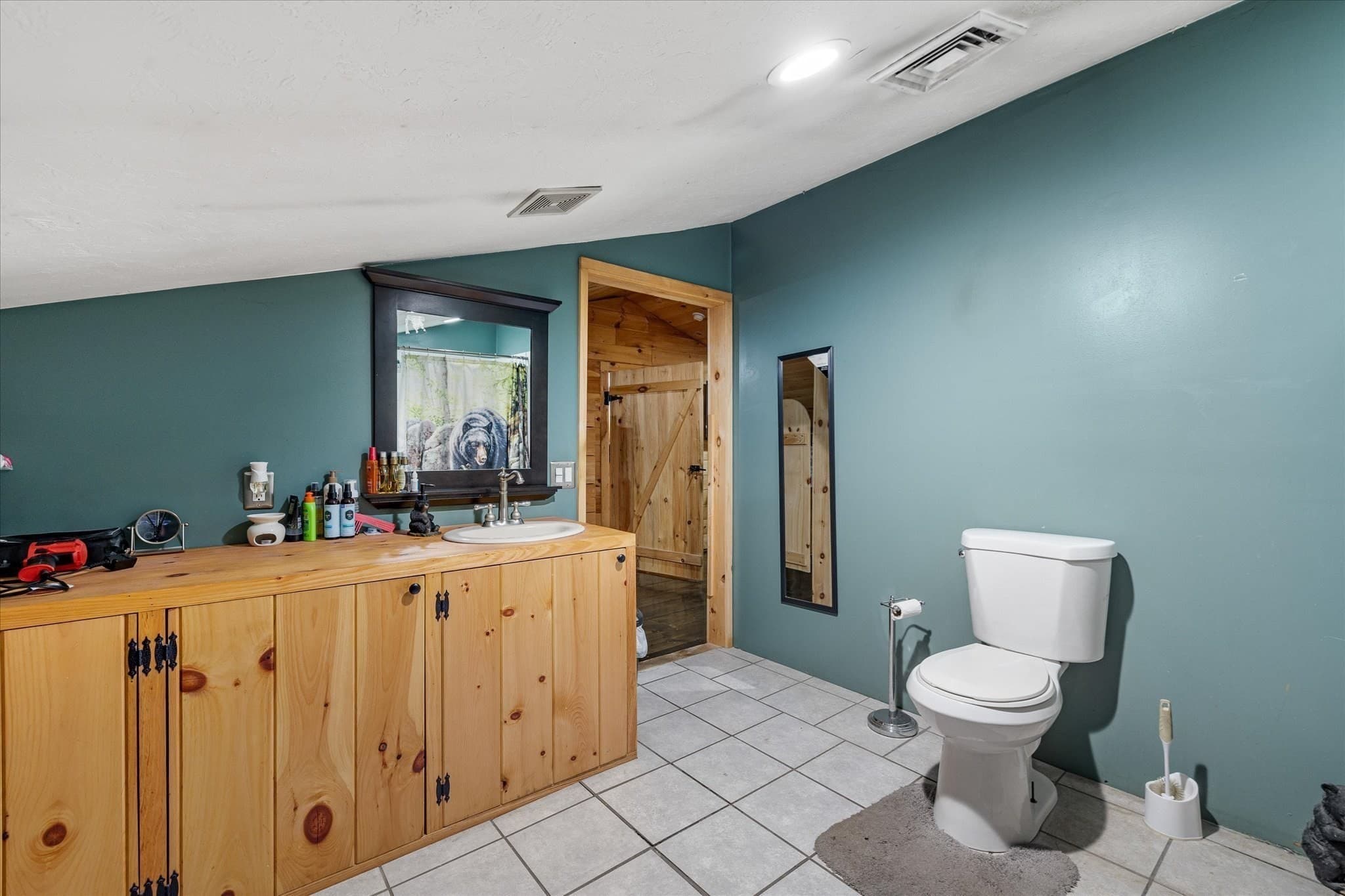 Single Family Residence at 8 Oakwood Rd, Brimfield MA 01010, Brimfield, photo 23 of 35