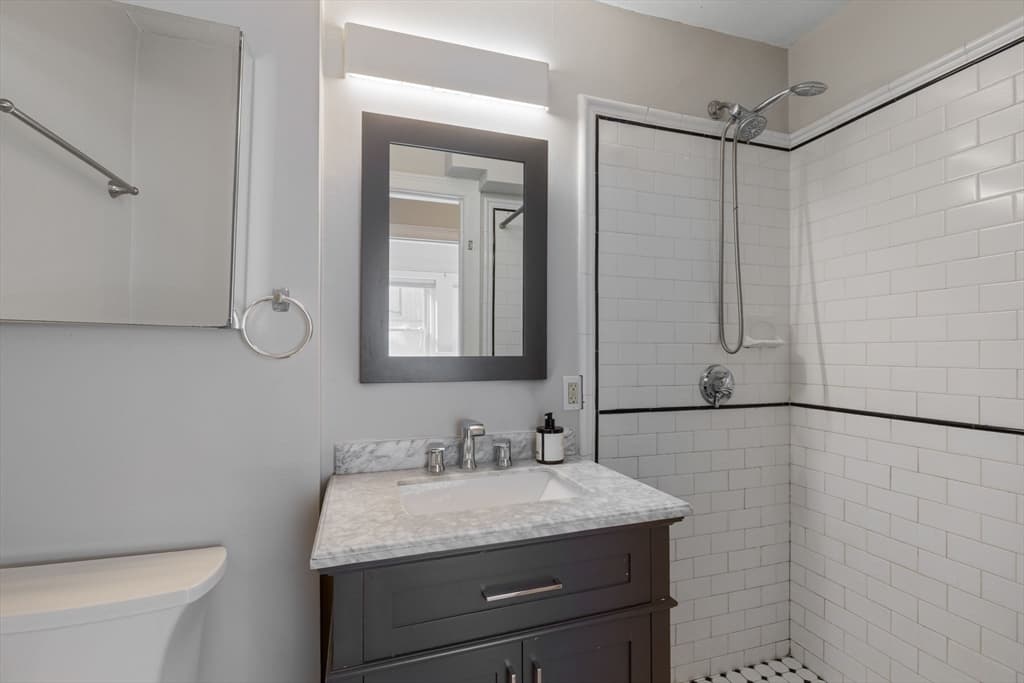 Condominium at 6 Porter Road # 1L, Cambridge MA 02140, Cambridge, photo 17 of 18