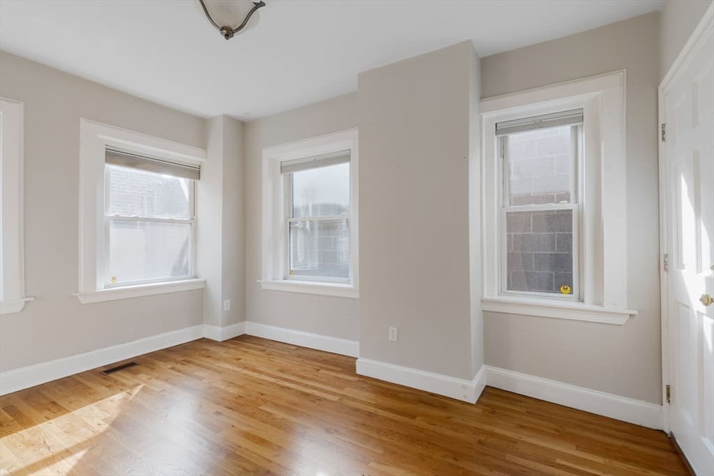 Condominium at 6 Porter Road # 1L, Cambridge MA 02140, Cambridge, photo 16 of 18