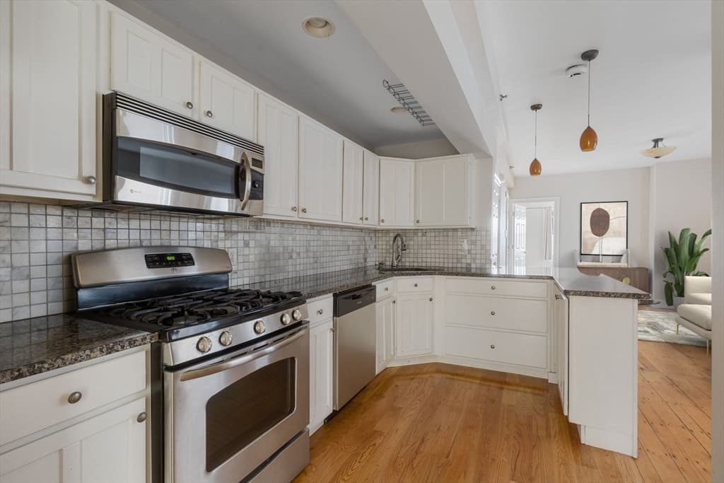 Condominium at 6 Porter Road # 1L, Cambridge MA 02140, Cambridge, photo 9 of 18