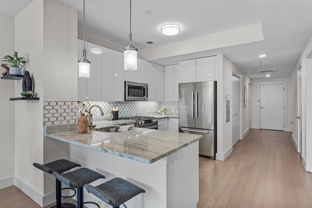 Condominium at 121 Portland St # 601, Boston MA 02114, photo 2 of 24