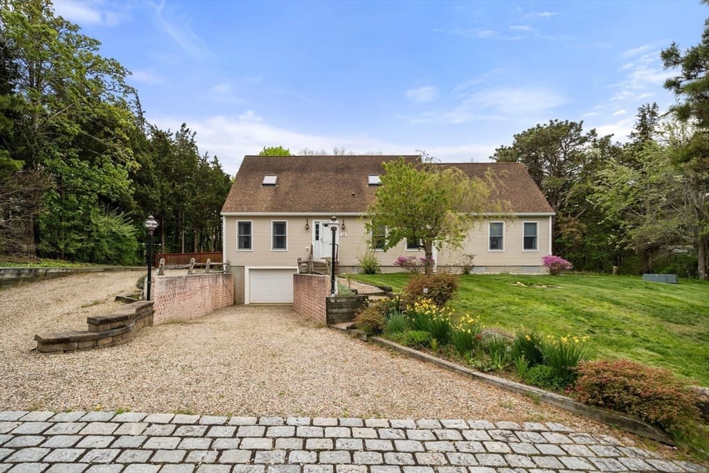 12 Settlers Trce, Eastham MA 02642
