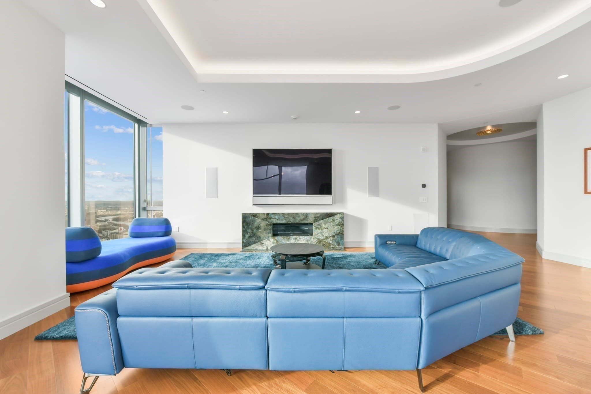 Condominium at 1 Dalton St # 4604, Boston MA 02199, Boston, photo 5 of 17