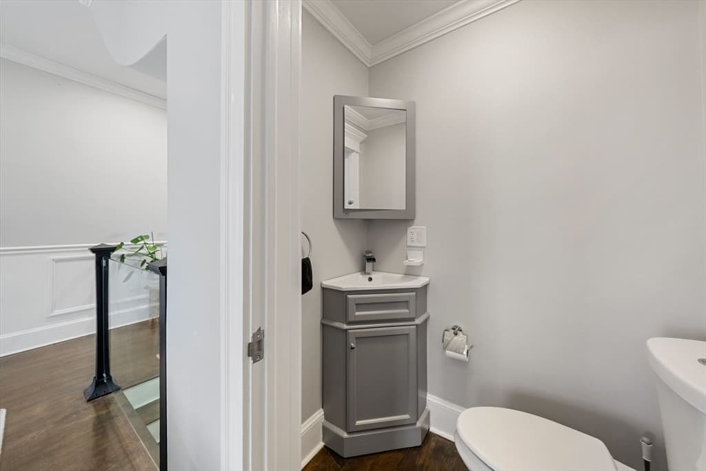 209 Green # 2, Cambridge MA 02139 photo 12
