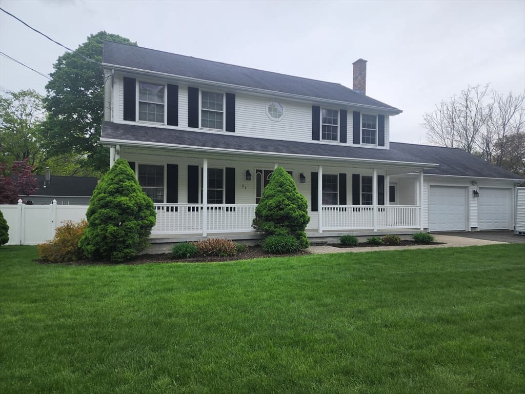 33 Guerin St, Chicopee MA 01020