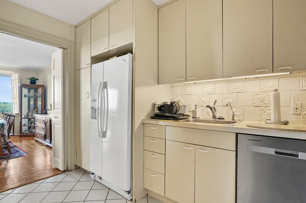 280 Boylston Street # 904, Newton MA 02467 photo 8