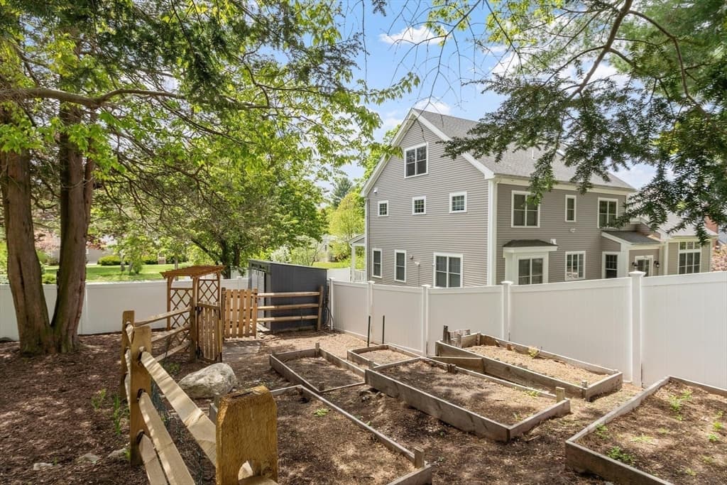 Single Family Residence at 15 Minute Man Lane, Lexington MA 02421, Lexington, photo 27 of 37