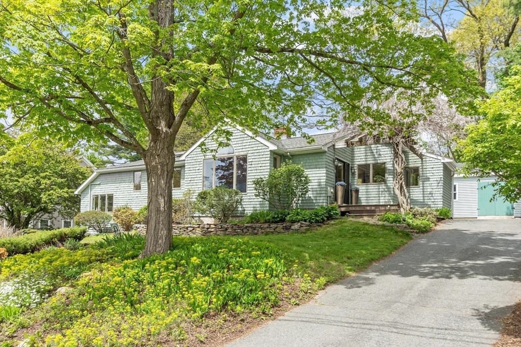 Single Family Residence at 15 Minute Man Lane, Lexington MA 02421, Lexington, photo 32 of 37