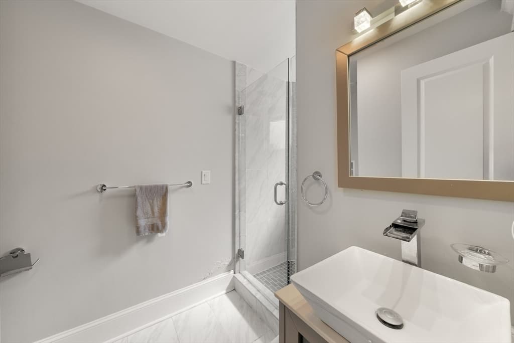 209 Green St, Cambridge MA 02139 photo 20