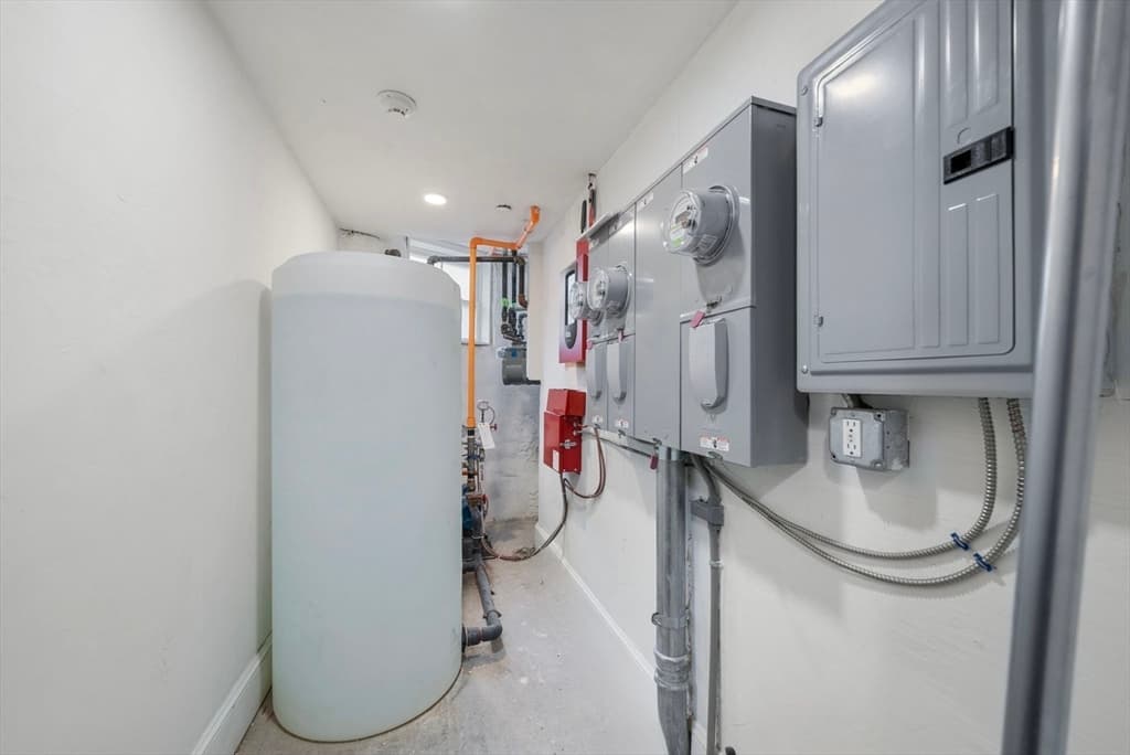 209 Green St, Cambridge MA 02139 photo 41