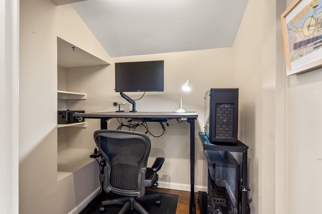 32 Farragut Ave # 3, Somerville MA 02144 photo 13