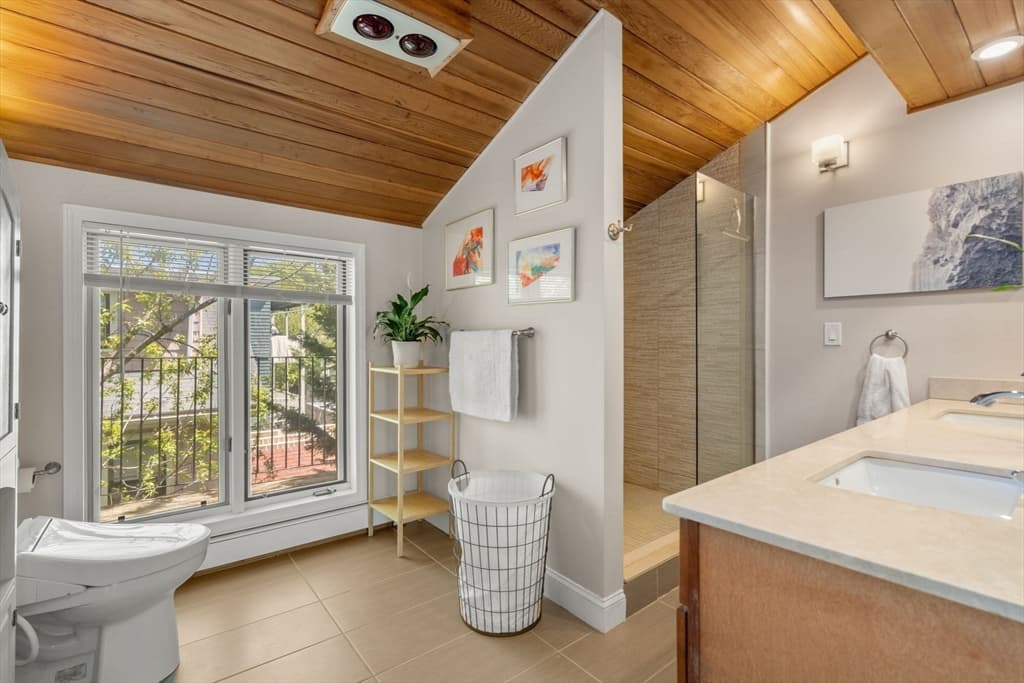 32 Farragut Ave # 3, Somerville MA 02144 photo 11