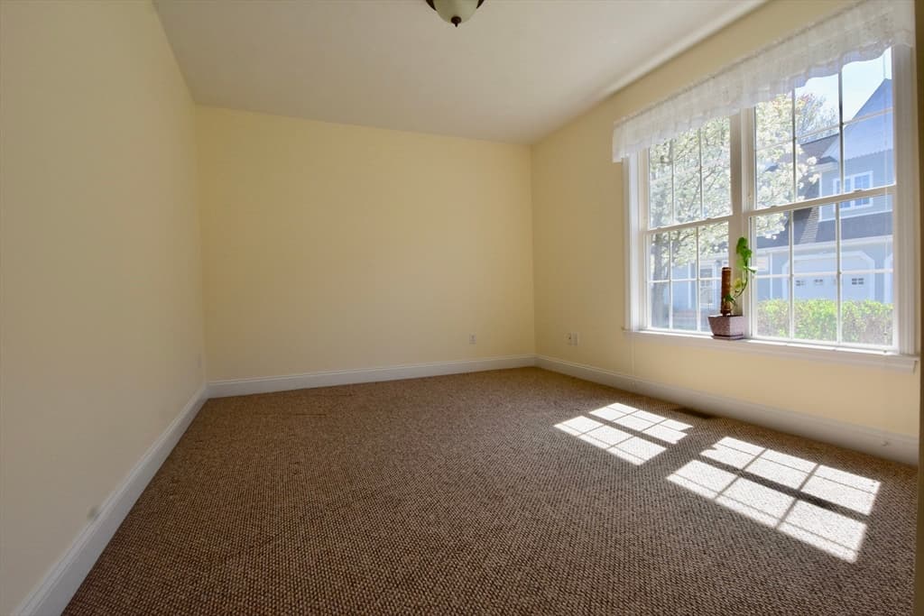 3 Enaya Cir # 3, Worcester MA 01606 photo 2