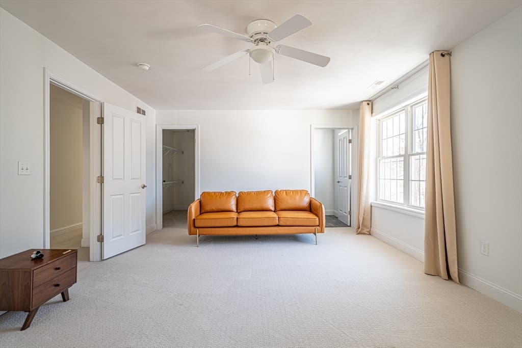 Single Family Residence at 5 Lowther Place, Nashua NH 03060, Nashua, photo 10 of 33