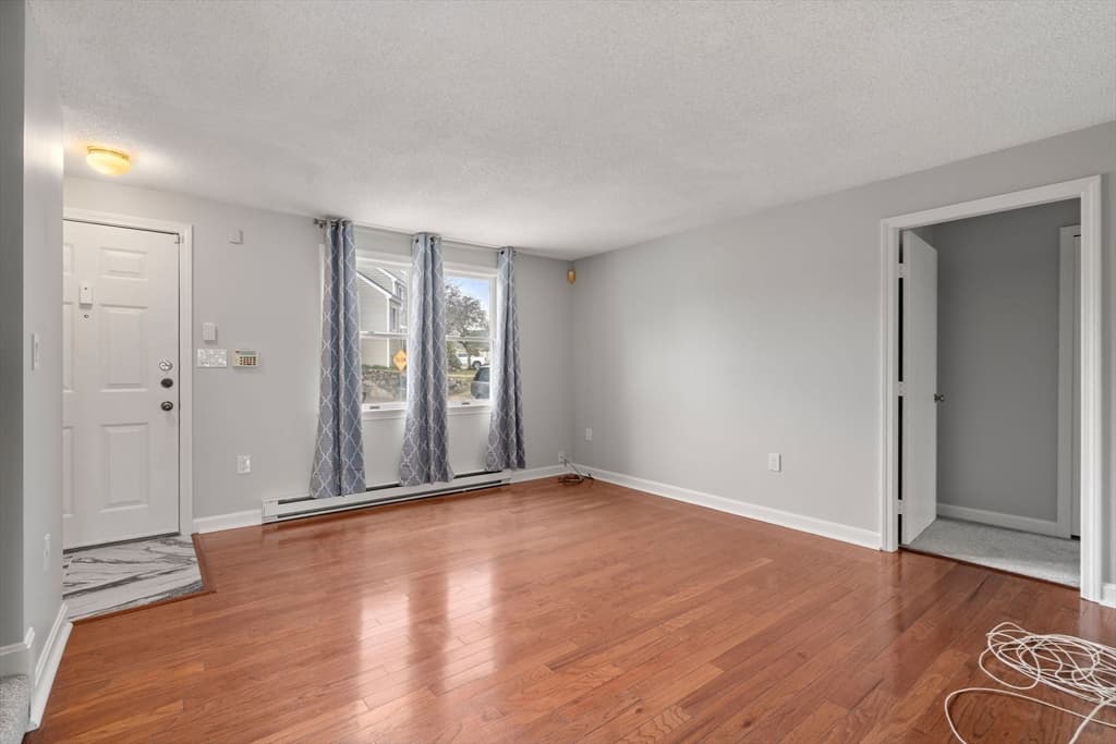 Condominium at 85 Victoria Heights # 85, Boston MA 02136, photo 12 of 24