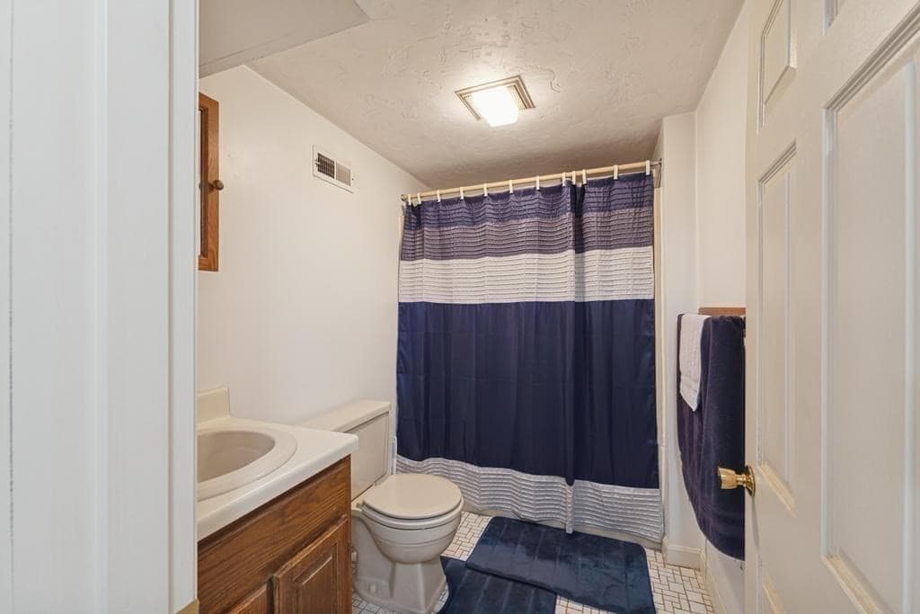 Condominium at 292 Island St # 292, Stoughton MA 02072, photo 6 of 20