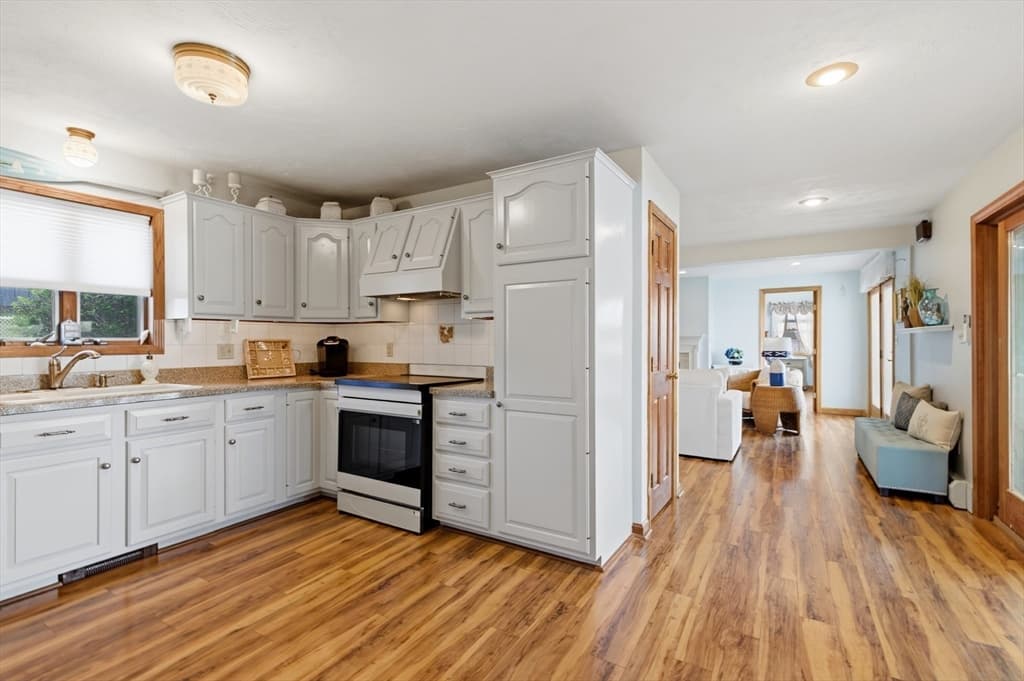 24 Holmes Ave, Kingston MA 02364 photo 16