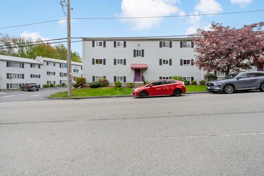 5455 N Main St # 4D, Fall River MA 02720 photo 2