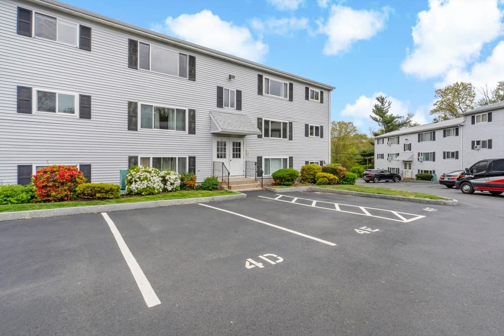 5455 N Main St # 4D, Fall River MA 02720 photo 5