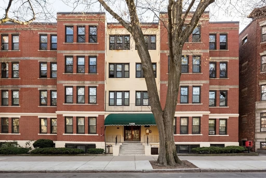 Condominium at 1408 Commonwealth Ave # 11, Boston MA 02134, photo 23 of 26