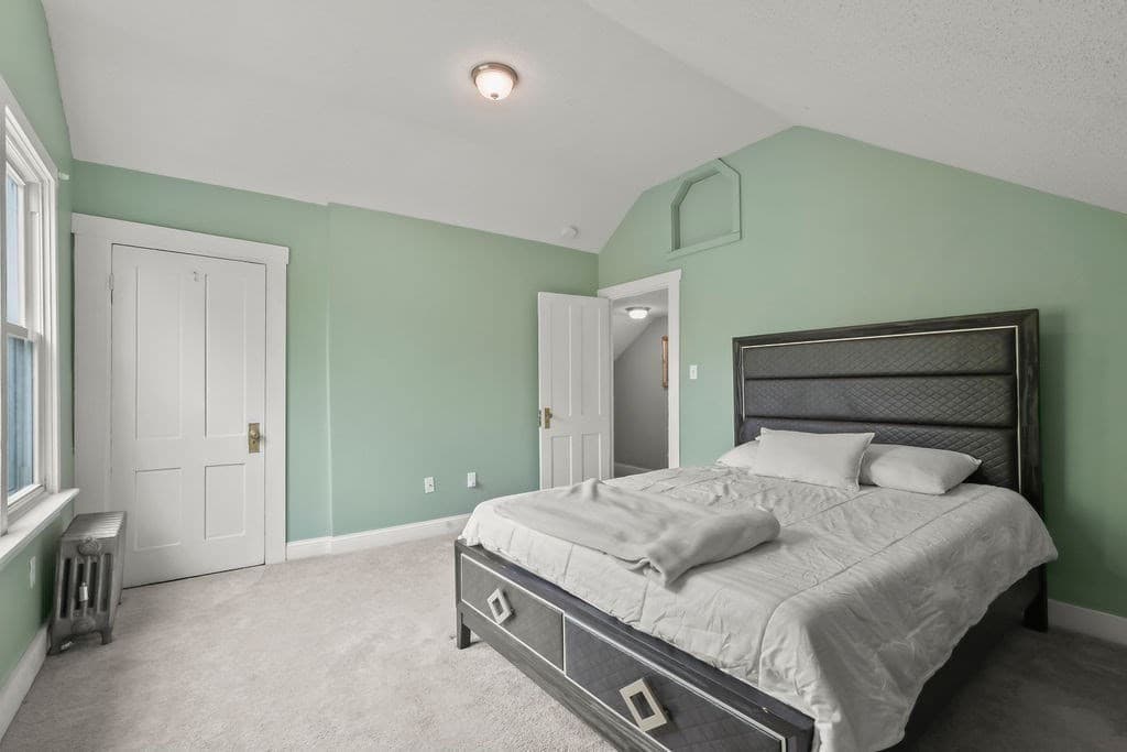26 Bacon Sq, Plainville MA 02762 photo 19