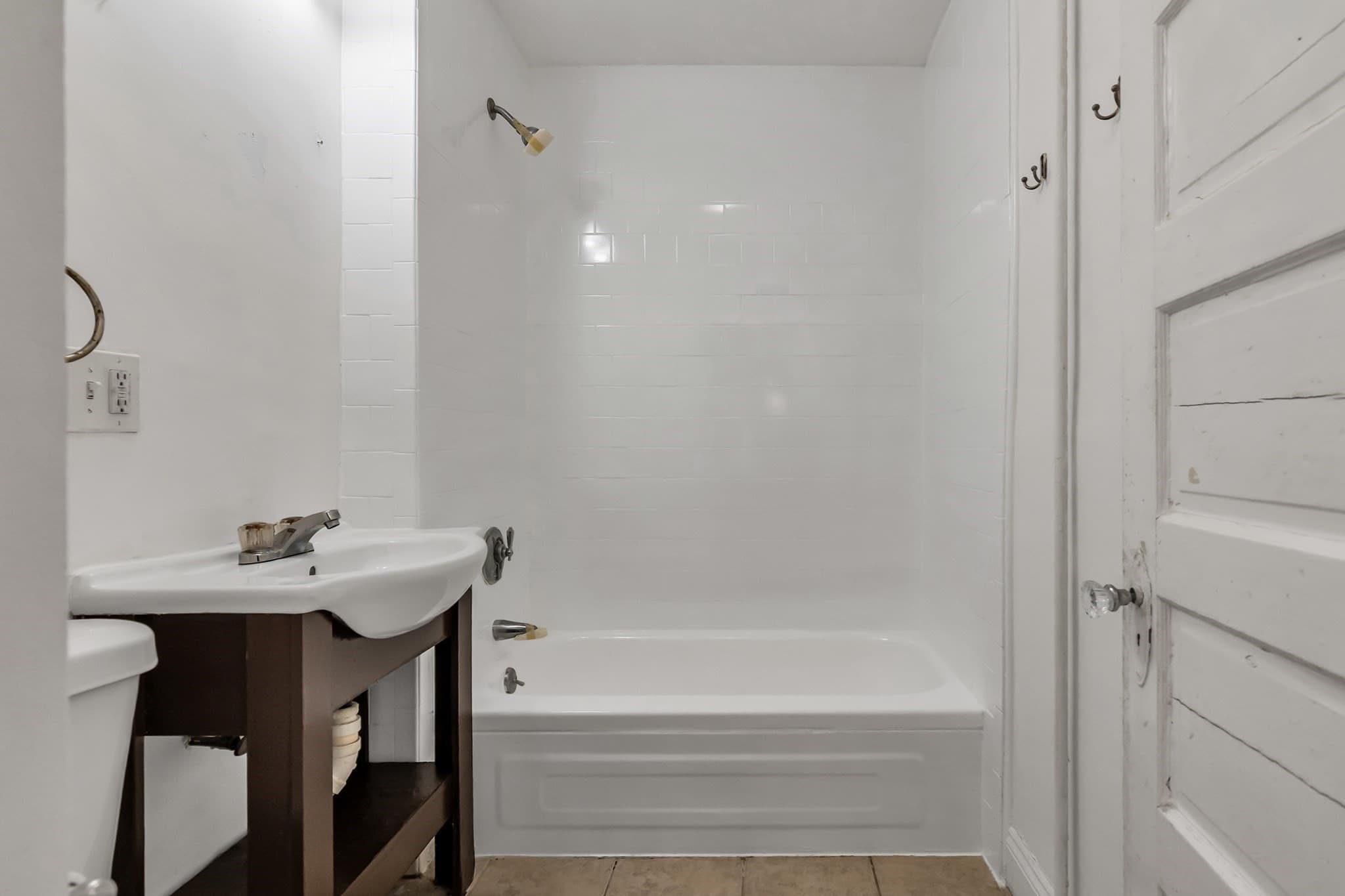 Condominium at 56 Ward St # 3B, Salem MA 01970, Salem, photo 12 of 14
