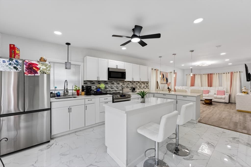 25 Tripoli St, Cranston RI 02909 photo 8