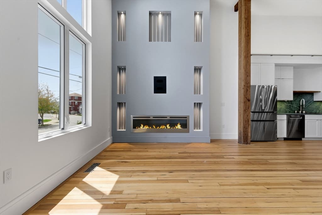 Condominium at 1001 Shirley # 3, Winthrop MA 02152, Winthrop, photo 12 of 26